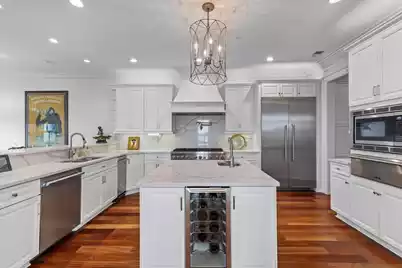108 Fairbanks Oak Alley #302, Daniel Island, SC 29492 - Photo 8