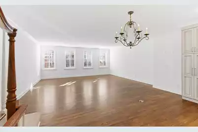 38 Elliott Street, Charleston, SC 29401 - Photo 16