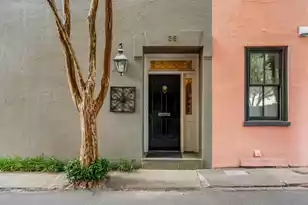 38 Elliott St, Charleston, SC 29401 - Photo 4