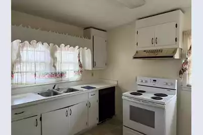 1282 Schley Street, Orangeburg, SC 29115 - Photo 8