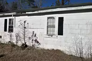 1381 Gausetown Rd, Kingstree, SC 29556 - Photo 6