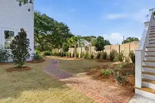 832 McCants Dr, Mount Pleasant, SC 29464 - Photo 50