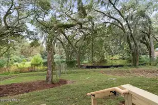 2021 Lafayette St, Beaufort, SC 29902 - Photo 6