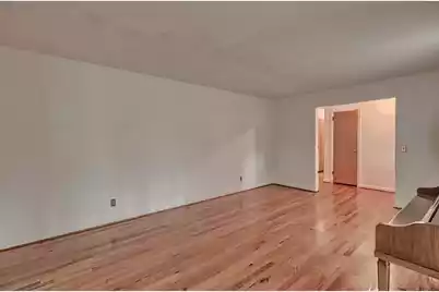 114 Robinson Drive, North, SC 29112 - Photo 4