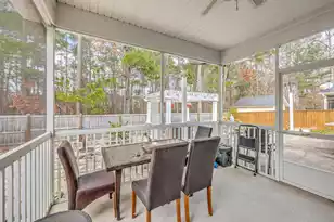 3811 Bonnecrest Ln, North Charleston, SC 29420 - Photo 12