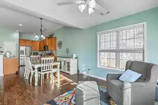 214 Goldfinch Ln, Summerville, SC 29485 - Photo 10