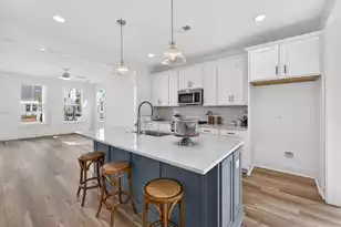 745 Blueway Ave, Summerville, SC 29486 - Photo 10