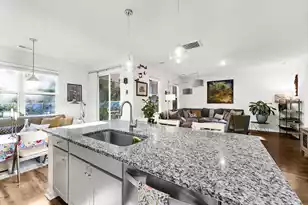 1035 Sago Palm Ct, Mount Pleasant, SC 29466 - Photo 8