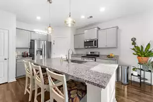 1035 Sago Palm Ct, Mount Pleasant, SC 29466 - Photo 2