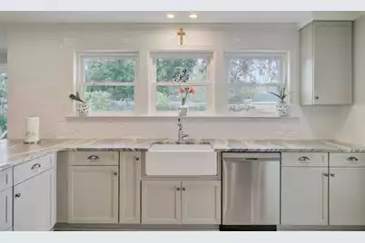 8 Vincent Drive, Mount Pleasant, SC 29464 - Photo 24