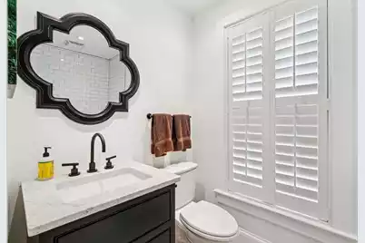 105 Friend Street, Mount Pleasant, SC 29464 - Photo 32