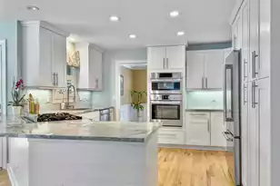 102 Castle Harbor Dr, Summerville, SC 29483 - Photo 6