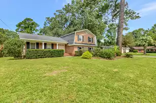 2327 Palmer Dr W, Charleston, SC 29414 - Photo 2