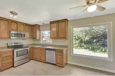 2327 Palmer Drive W, Charleston, SC 29414 - Photo 12