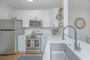 1600 Long Grove Dr, Mount Pleasant, SC 29464 - Photo 4