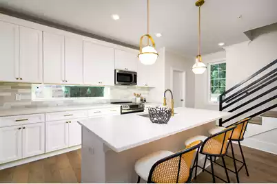 1150 Valdosta Street #401, North Charleston, SC 29405 - Photo 2