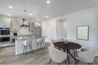 177 The Oaks Avenue, Goose Creek, SC 29445 - Photo 2