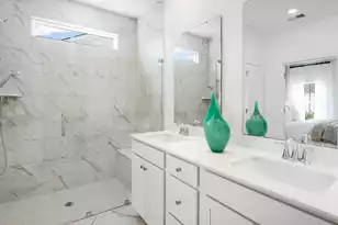 136 Ireland Dr, Summerville, SC 29486 - Photo 2