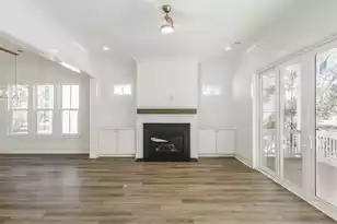 1360 Lucinda St, Mount Pleasant, SC 29466 - Photo 18