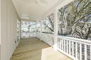 1360 Lucinda St, Mount Pleasant, SC 29466 - Photo 32