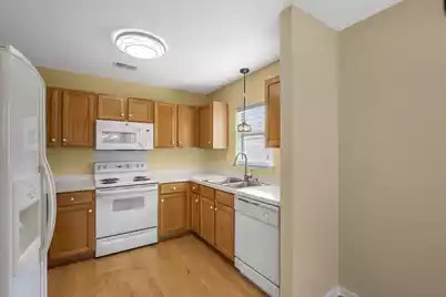 219 Burton Avenue, Summerville, SC 29485 - Photo 8