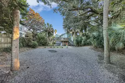 418 Ashley Avenue E, Folly Beach, SC 29439 - Photo 4