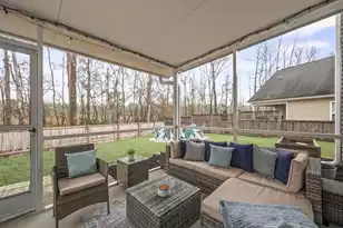 236 Island Green Rd, Goose Creek, SC 29445 - Photo 18