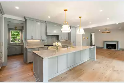 499 Lackland Court, Mount Pleasant, SC 29464 - Photo 2