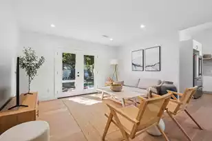 1451 Woodview Ln, Charleston, SC 29412 - Photo 4