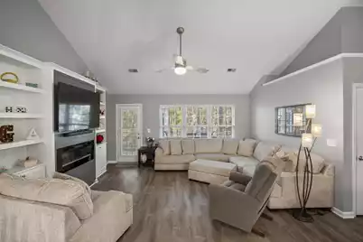 3370 Lindner Lane, Mount Pleasant, SC 29466 - Photo 4