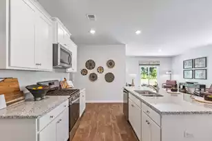 1061 Forrest Crk Dr, Summerville, SC 29483 - Photo 8