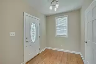 377 Ashley Ave, Charleston, SC 29403 - Photo 4