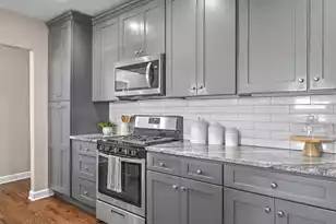 377 Ashley Ave, Charleston, SC 29403 - Photo 20