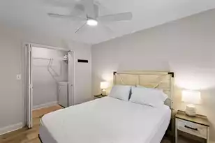 22 Bee St, Charleston, SC 29403 - Photo 10