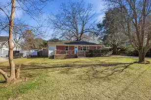 131 Harvey Ave, Goose Creek, SC 29445 - Photo 1