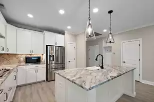 656 Yellow Leaf Ln, Summerville, SC 29486 - Photo 8