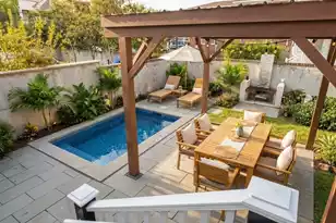 140 Spring St, Charleston, SC 29403 - Photo 2