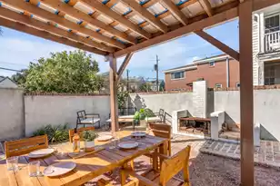 140 Spring St, Charleston, SC 29403 - Photo 1