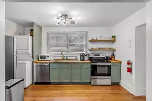 140 Spring St, Charleston, SC 29403 - Photo 6