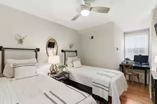 79 Society St, Charleston, SC 29401 - Photo 24