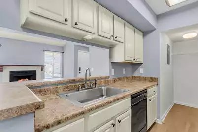 1481 Center Street Ext #Apt 504, Mount Pleasant, SC 29464 - Photo 28