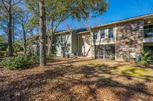 1867 Montclair Dr, Mount Pleasant, SC 29464 - Photo 18