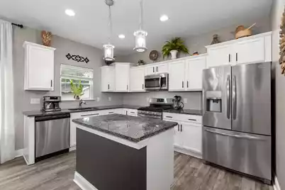 65 Folly Road Boulevard, Charleston, SC 29407 - Photo 14