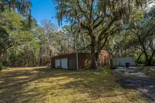 4107 Davison Rd, Ravenel, SC 29470 - Photo 16