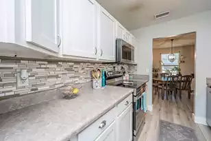 1365 Pinnacle Ln, Charleston, SC 29412 - Photo 4