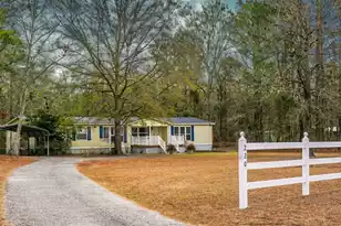 220 Albacore Rd, Bonneau, SC 29431 - Photo 4