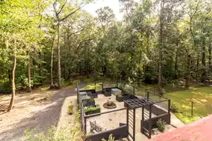 5654 Middle Creek Rd, Ravenel, SC 29470 - Photo 2
