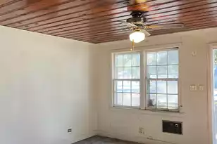 1111 Longstreet Street N, Kingstree, SC 29556 - Photo 2