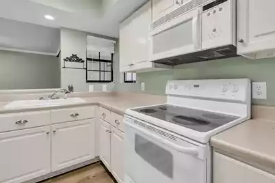 1850 Montclair Drive #D, Mount Pleasant, SC 29464 - Photo 10