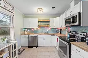 115 Kathryn Dr, Goose Creek, SC 29445 - Photo 8